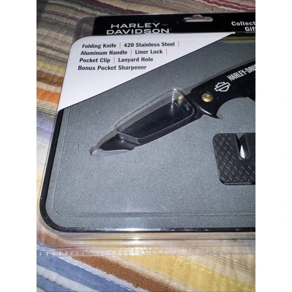 Harley Davidson  Collectable Tin Gift Set Folding Knife With Knife Sharpener NEW